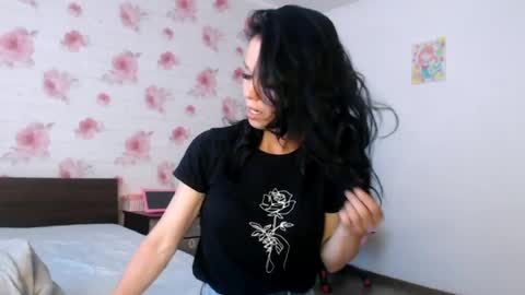 teressa_lovee online show from June 13, 10:25 am