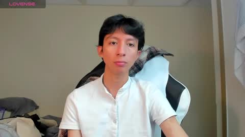 Juanfe  online show from December 4, 2:03 am