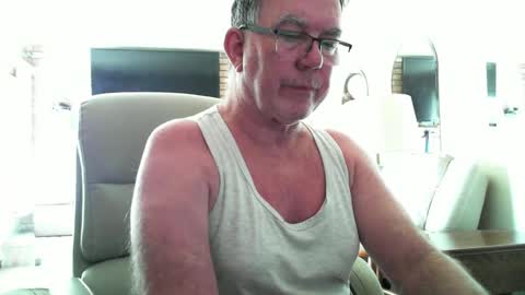 Snapshot of terriscam chatting on September 17, 2:20 pm terriscam online show from September 17, 2:20 pm