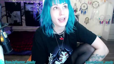 CRY BABY online show from April 17, 10:34 pm