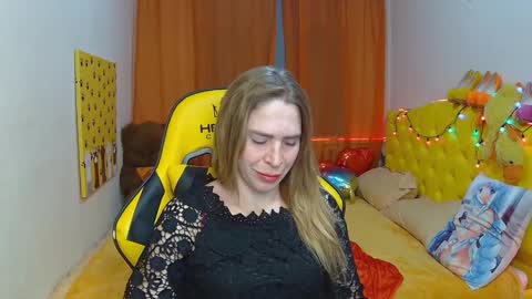 Snapshot of tessadaybreak chatting on March 1, 10:55 am tessadaybreak online show from March 1, 10:55 am