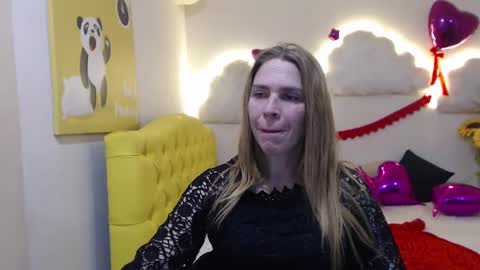 Snapshot of tessadaybreak chatting on March 2, 4:53 pm tessadaybreak online show from March 2, 4:53 pm