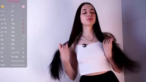 Tessa online show from May 10, 5:14 am