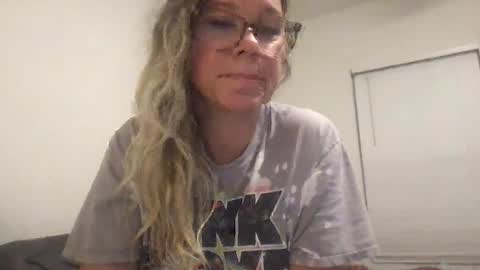 Daphne Summers online show from October 3, 12:42 am