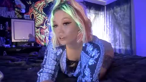 TEXASGIRLLLL online show from October 9, 6:02 pm