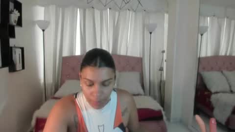 teylor_jenkins online show from July 22, 7:27 pm