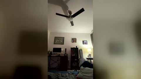 tha_bestyet42 online show from April 1, 2:12 am