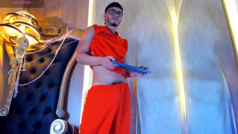 thaddeus king online show from November 1, 11:37 pm