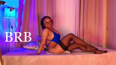 Snapshot of thais_dreams chatting on March 4, 3:26 pm Thais online show from March 4, 3:26 pm