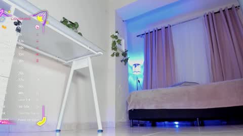 Snapshot of thais_dreams chatting on September 17, 12:41 pm Thais online show from September 17, 12:41 pm
