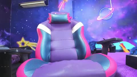 Thalia  online show from October 8, 5:30 pm