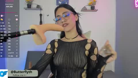 thamara_cooper_ online show from February 17, 10:31 pm