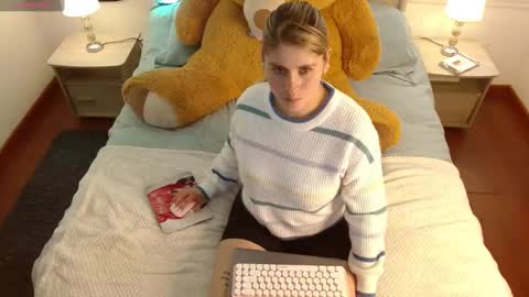   online show from January 8, 9:23 pm