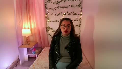   online show from September 27, 12:14 pm