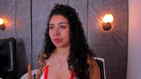 thara webstter online show from May 14, 2:48 pm