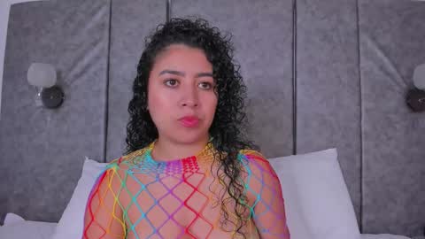 thara webstter online show from February 20, 11:34 am