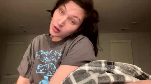 thatbaby070200000 online show from February 14, 3:43 am