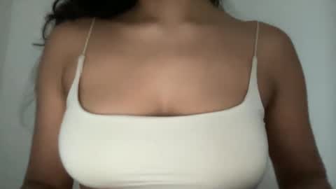 Melanie online show from October 7, 4:58 pm