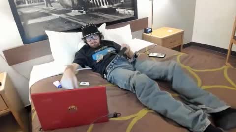 That guy  follow on X online show from February 1, 3:03 am