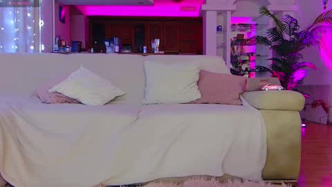 Madina online show from February 5, 5:49 pm