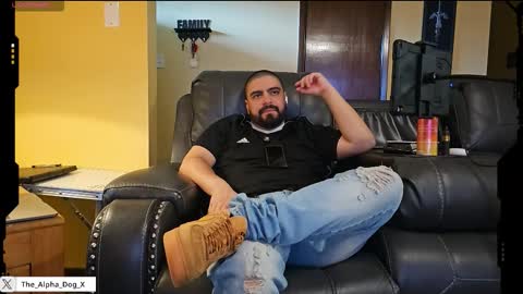 the_alpha_dog_xxx online show from February 12, 6:44 pm