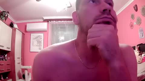 the_bee16 online show from July 2, 8:08 am
