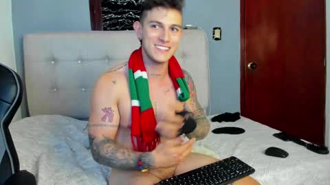 The Curious2001 online show from December 25, 8:50 pm