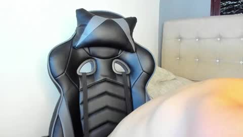 The Curious2001 online show from December 25, 2:45 pm