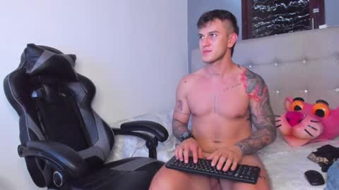 The Curious2001 online show from January 6, 1:09 am