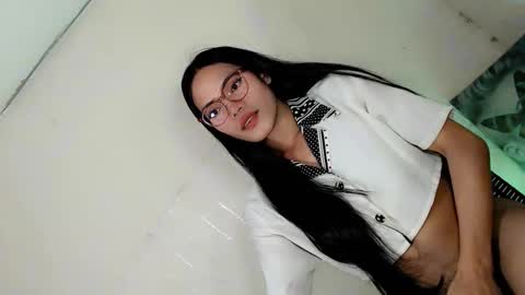 the_horny_bella online show from March 19, 3:06 pm