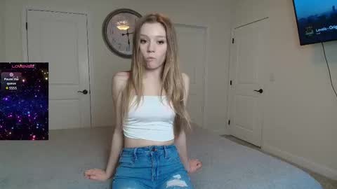 the_hotties online show from January 14, 8:28 pm