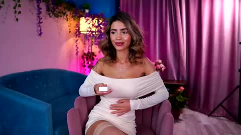 Snapshot of theayanna chatting on September 12, 6:43 pm Ayana online show from September 12, 6:43 pm