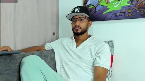 theblack_frank online show from April 24, 11:34 am