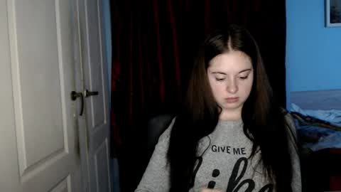 raissa online show from October 20, 2:11 pm