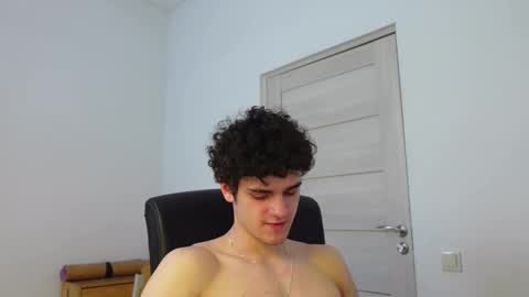 Thebrad H online show from March 31, 2:06 pm