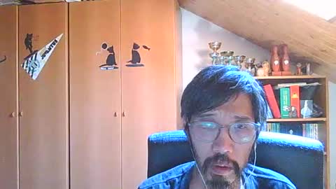 thecat1975 online show from June 24, 10:44 am