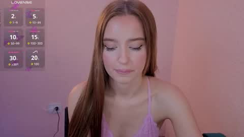 Olivia online show from June 7, 8:47 pm