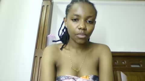 Snapshot of theequinn chatting on September 9, 7:36 pm theequinn online show from September 9, 7:36 pm