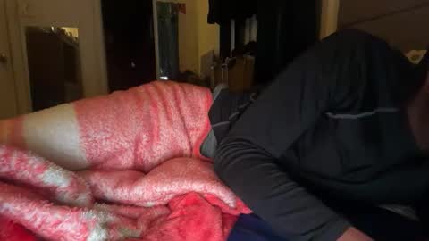 theeshooterr online show from November 30, 2:51 am