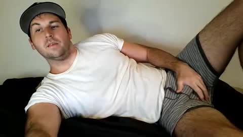 Theetwohander online show from June 9, 3:39 am