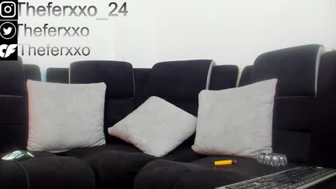 independent Model online show from February 10, 8:34 pm