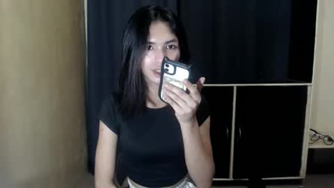 thegirlyouneedxoxo online show from December 14, 3:57 am