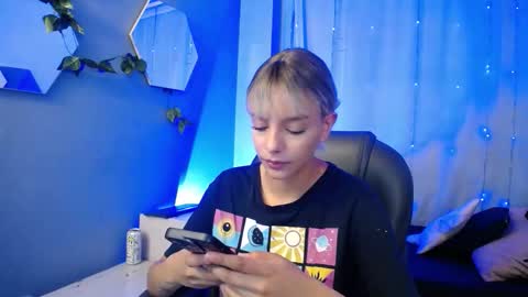 Peyton online show from November 11, 3:20 am