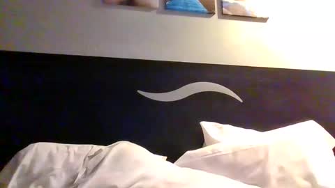 theh4iryfi5h online show from February 28, 7:34 am