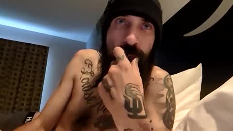 theh4iryfi5h online show from February 25, 10:46 pm