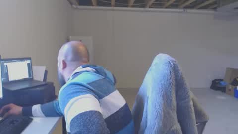 thehawaiian93 online show from April 23, 3:35 pm