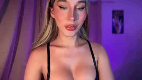 Snapshot of thehornyjane chatting on September 21, 1:37 pm JANE online show from September 21, 1:37 pm