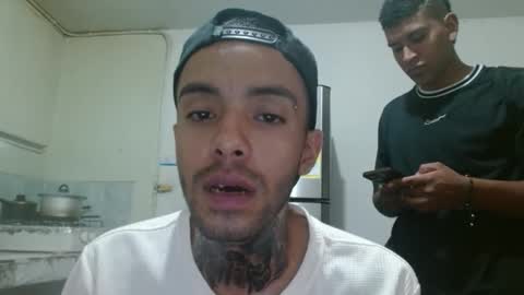 thehousedog online show from February 26, 8:47 pm