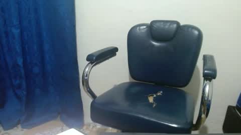 thehousedog online show from October 9, 6:57 pm