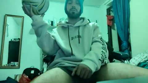 thehousedog online show from February 24, 1:46 am